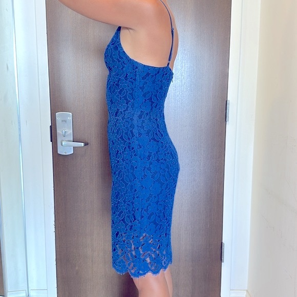 LULU’s Fully Lined & Fitted LACE Dress w/Hidden Zipper Back & Adjustable Straps - Picture 5 of 9